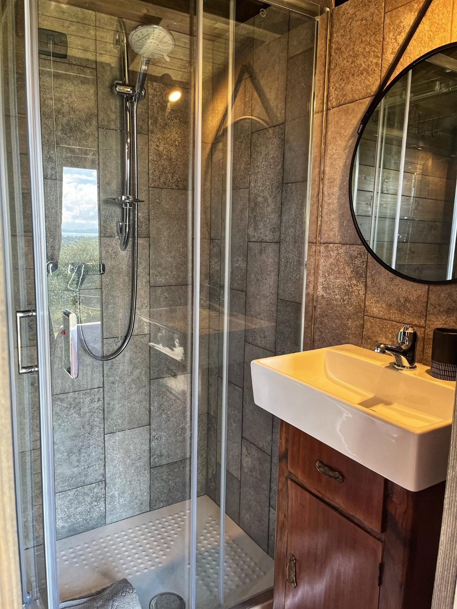 Agriturismo Annibale Tuoro sul Trasimeno Bagian luar foto